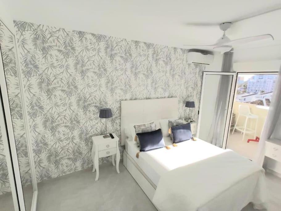 Lux. Frontbeach-Terrace. 5 Pools.Tv. 2 A.C.Netflix Бенальмадена Экстерьер фото
