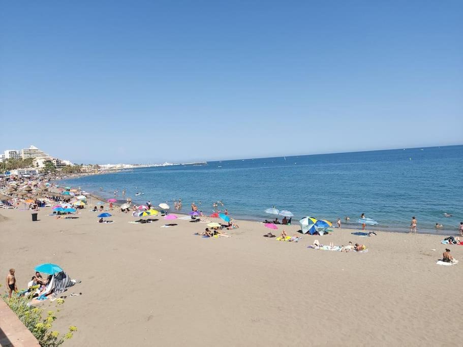 Lux. Frontbeach-Terrace. 5 Pools.Tv. 2 A.C.Netflix Бенальмадена Экстерьер фото