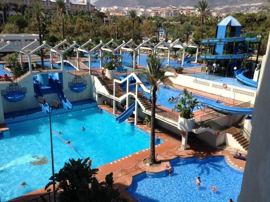 Lux. Frontbeach-Terrace. 5 Pools.Tv. 2 A.C.Netflix Бенальмадена Экстерьер фото