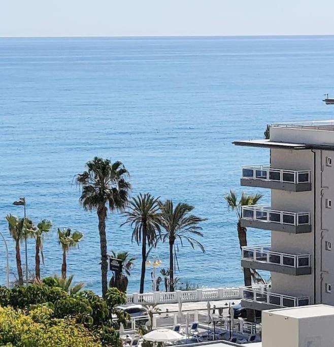 Lux. Frontbeach-Terrace. 5 Pools.Tv. 2 A.C.Netflix Бенальмадена Экстерьер фото